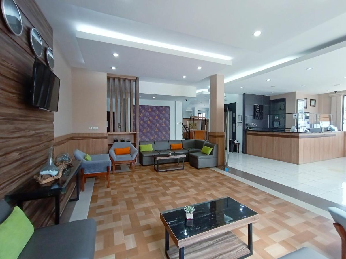 El Hotel Маланг Экстерьер фото